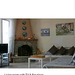 Amazing House ,100sqm, In Front Of The Sea! Tatil Evi *