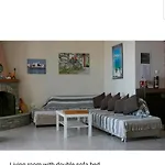 Amazing House ,100sqm, In Front Of The Sea! Casa vacanze