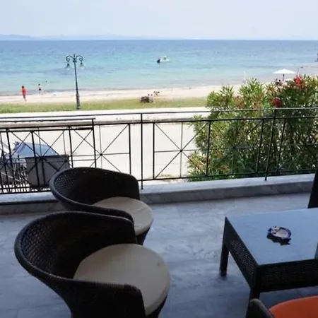 Amazing House ,100sqm, In Front Of The Sea! Holiday home Nea Poteidaia
