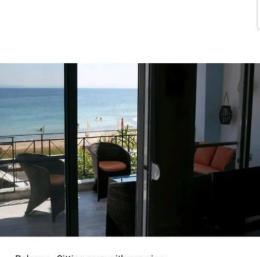 Amazing House ,100sqm, In Front Of The Sea! Hébergement de vacances