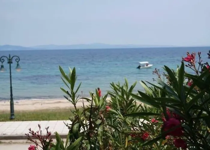 Hébergement de vacances Amazing House ,100sqm, In Front Of The Sea!